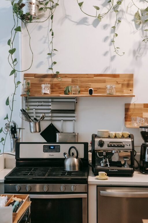 Essential Tools for a Small Kitchen